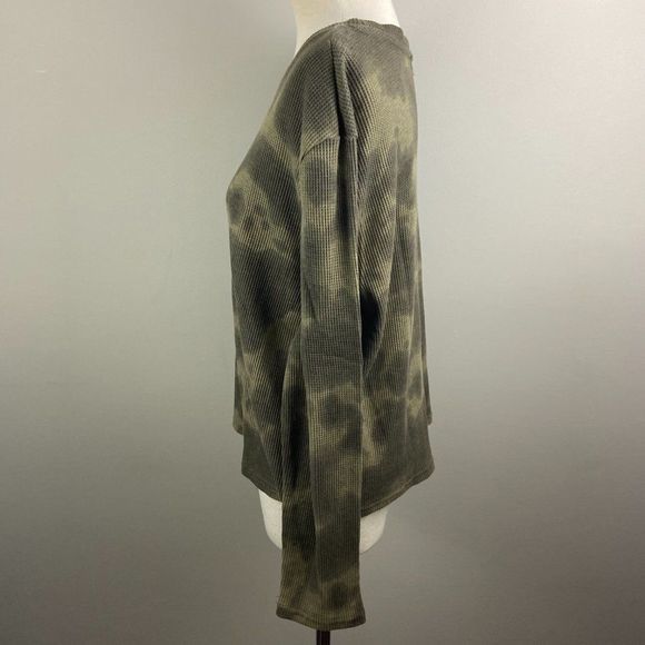 NWT RDI Green Camo Waffle Crew Neck Long Sleeve Cropped Shirt (XL) - Picture 4 of 8